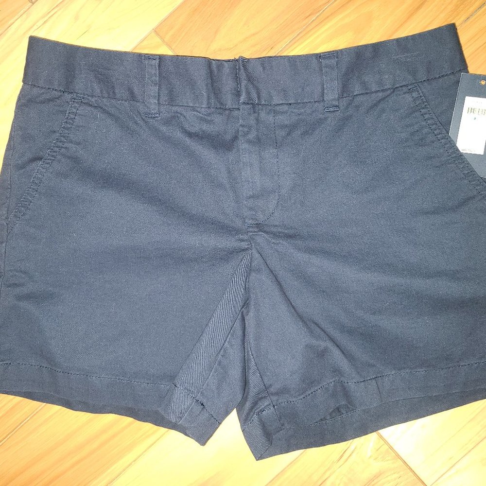 NWT navy blue Tommy Hilfiger shorts
